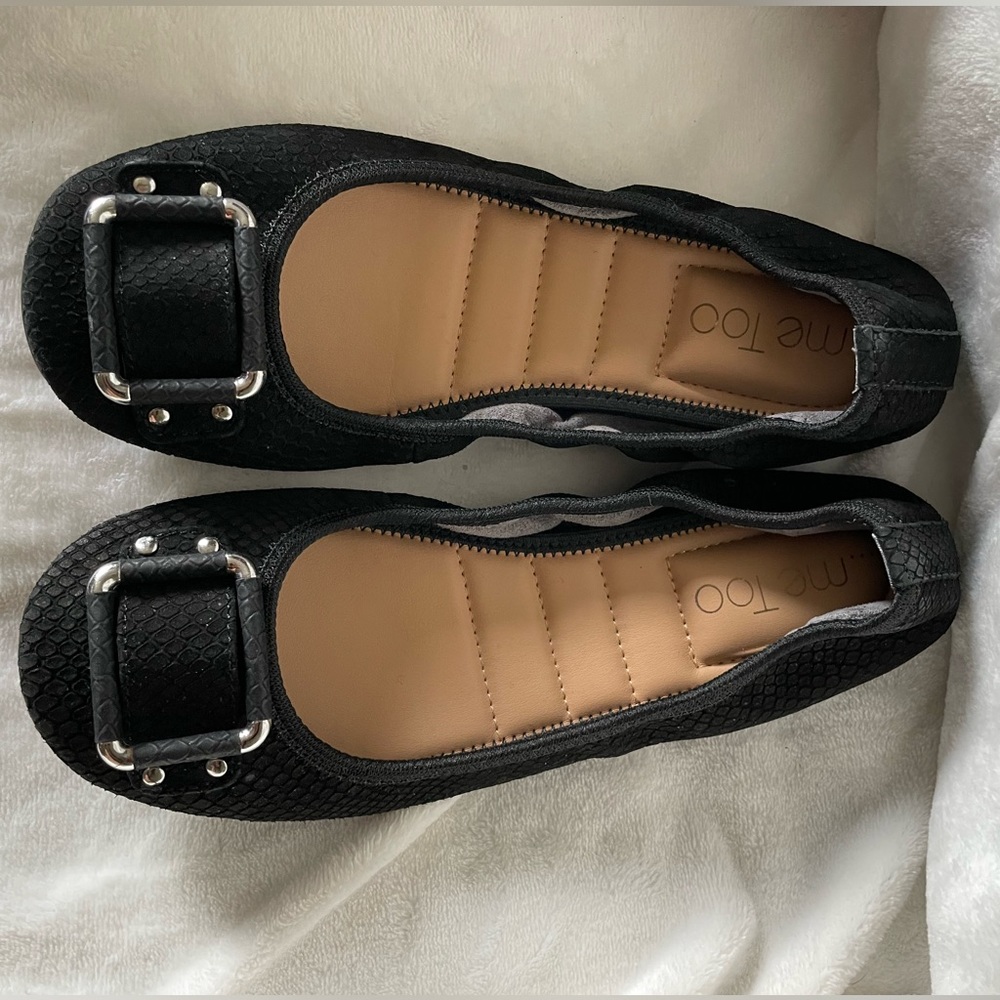Cute flats for the office.